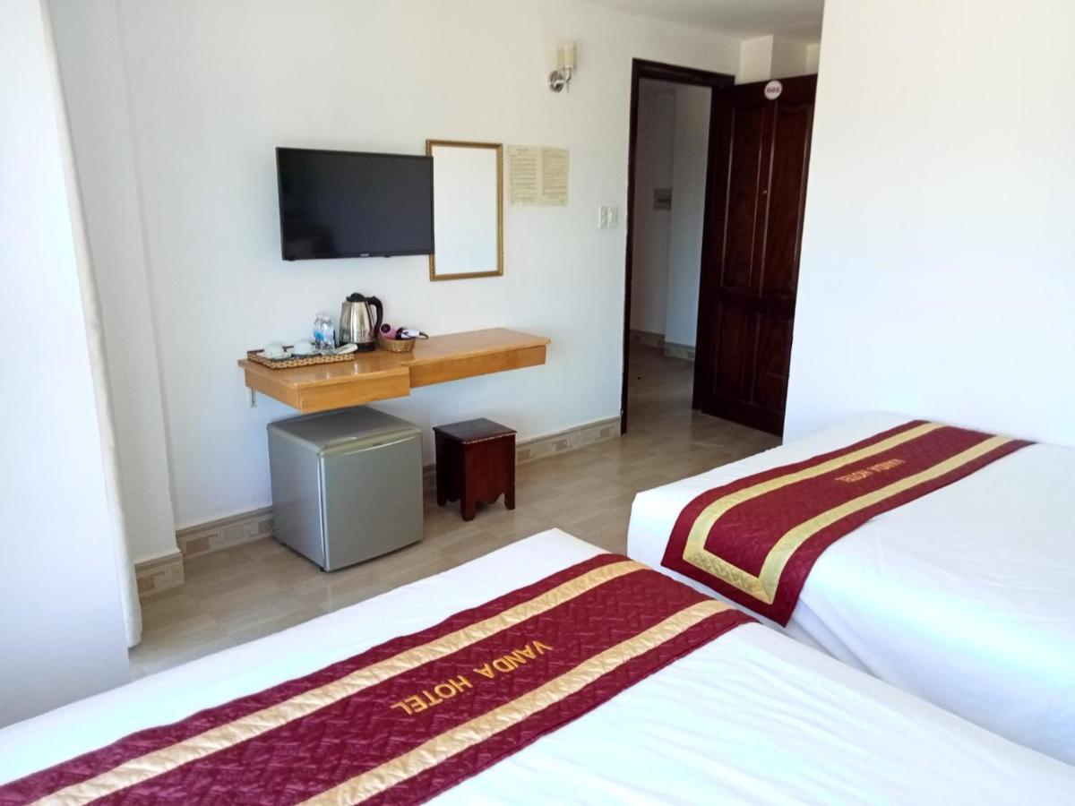 Vanda Hotel Nha Trang Buitenkant foto