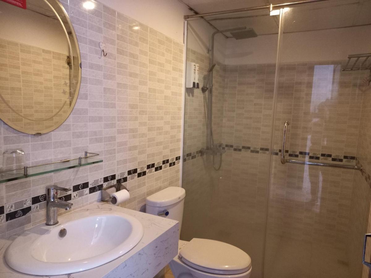 Vanda Hotel Nha Trang Buitenkant foto