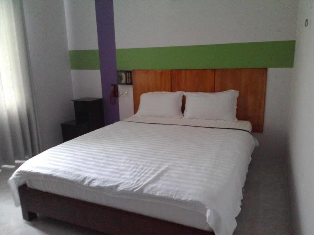 Vanda Hotel Nha Trang Buitenkant foto